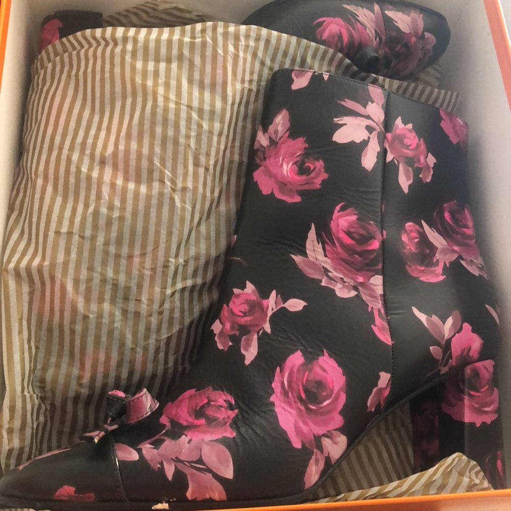 Kate Spade Odelia Black/ Rose Symphony Sz. 9 1/2 M EUC - Picture 6 of 6